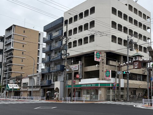 ローソン100